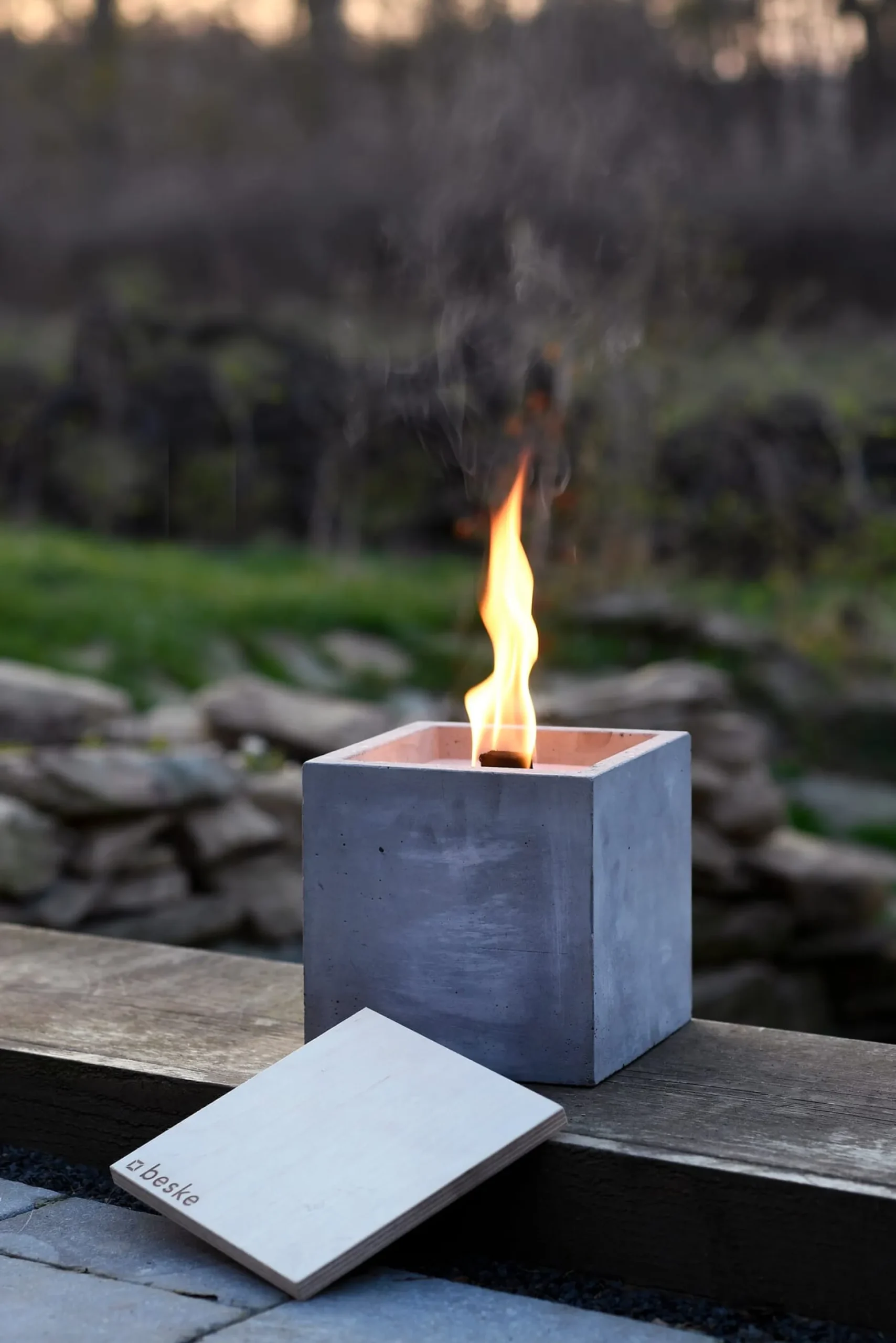 Betonfeuer Würfel