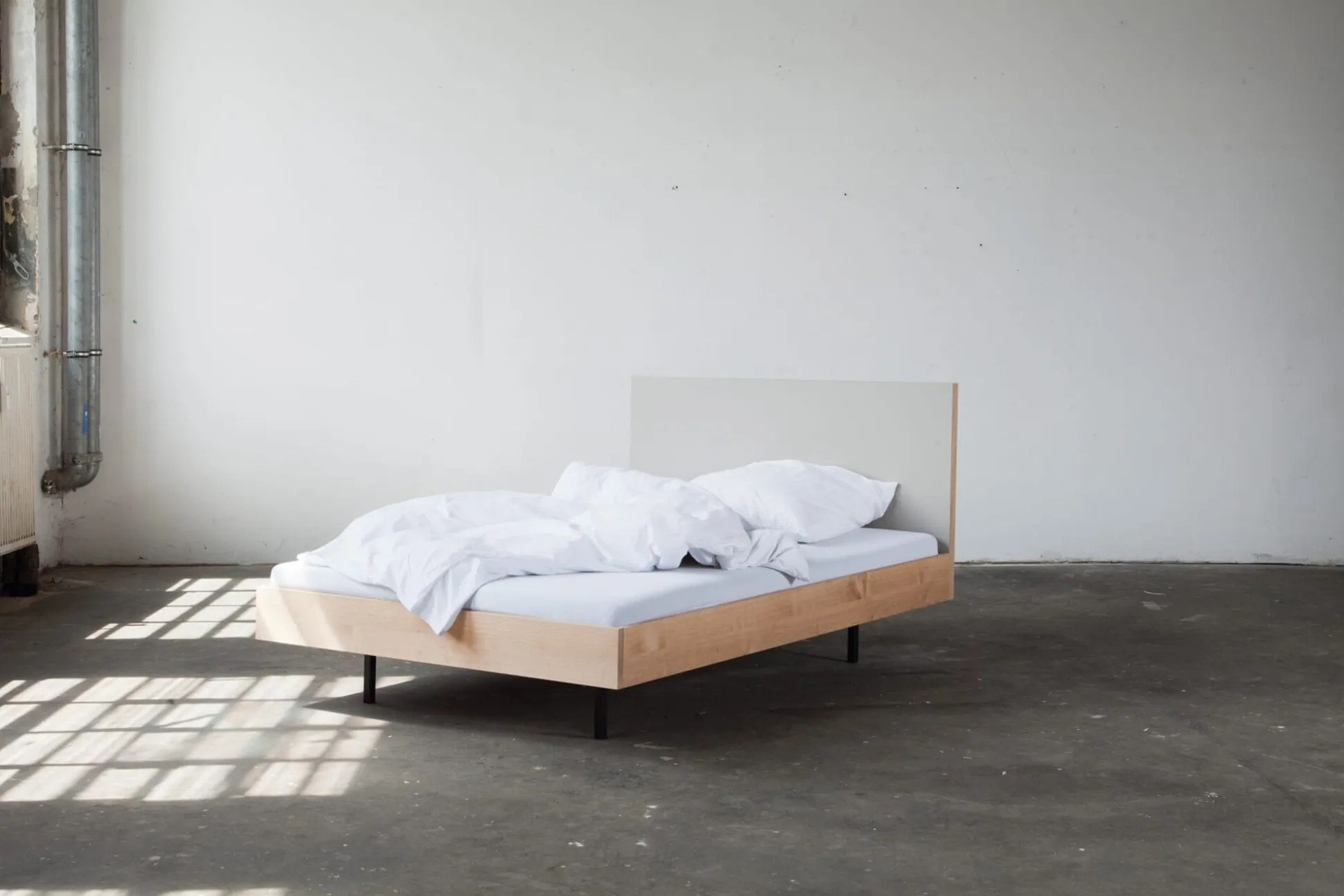 Bett Unidorm Grau