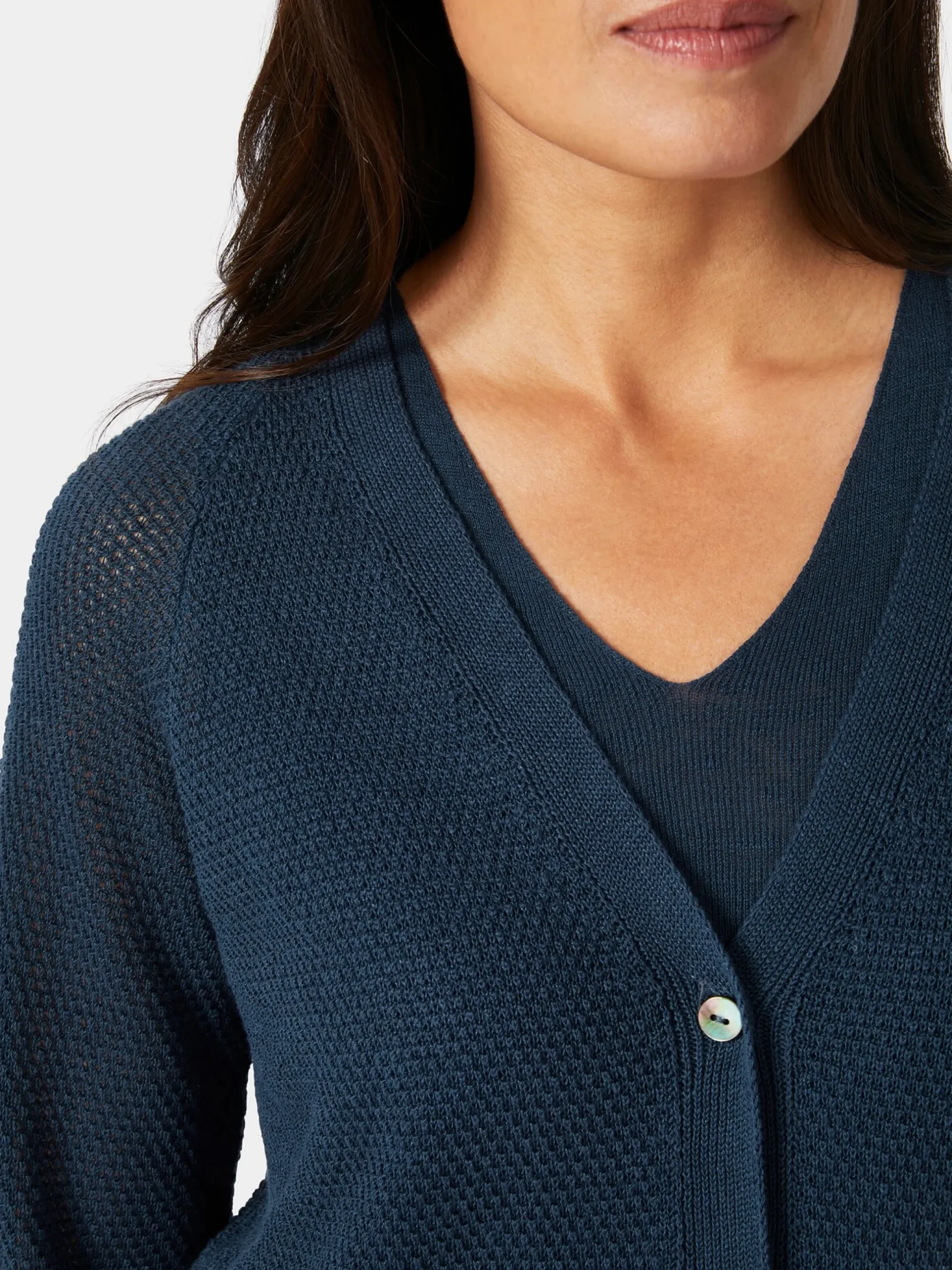 Damen-Strickjacke geknöpft