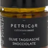 Entsteinte Taggiasca-Oliven in Olivenöl