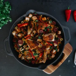 Große Gusseisenpfanne mit Griffen