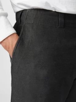 Herrenhose angeschnittener Bund