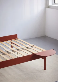 Nachttisch zu Bett 90–180